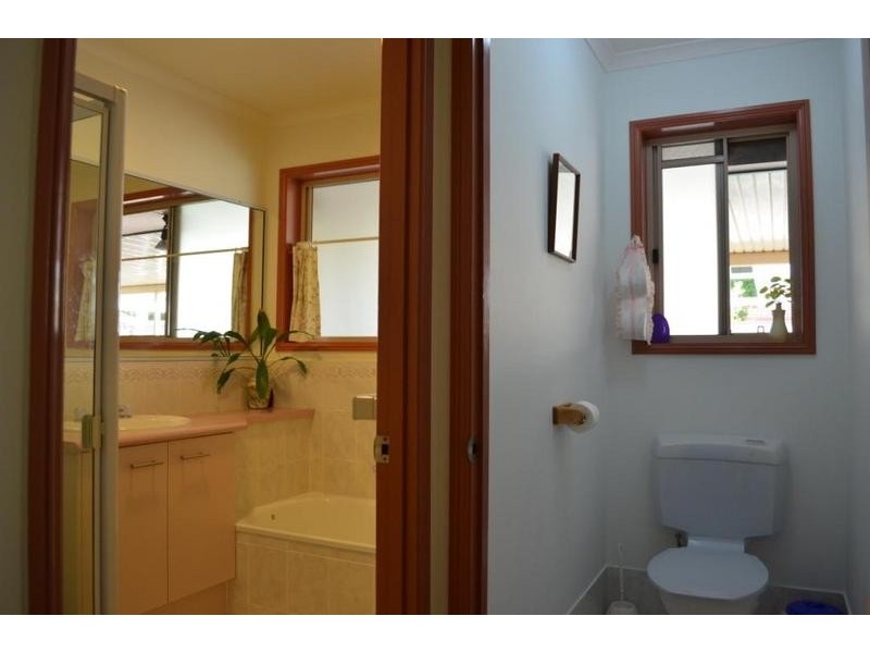 6 Sidney Drive, Beerwah QLD 4519