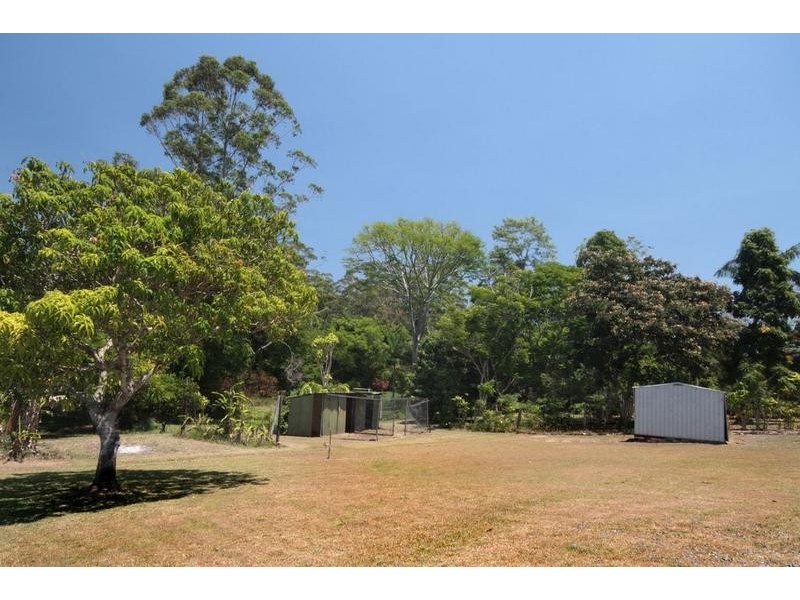 487 Peachester Road, Beerwah QLD 4519