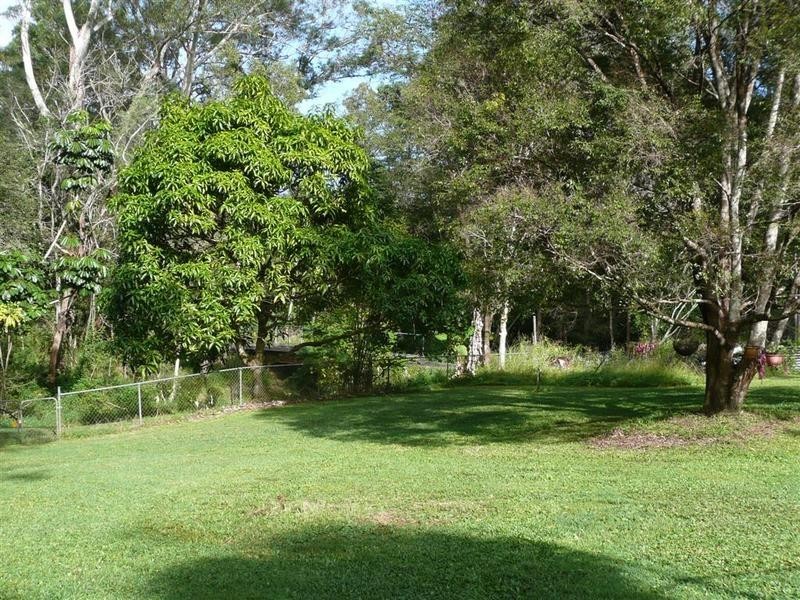 108 Lindeman Road, Beerwah QLD 4519
