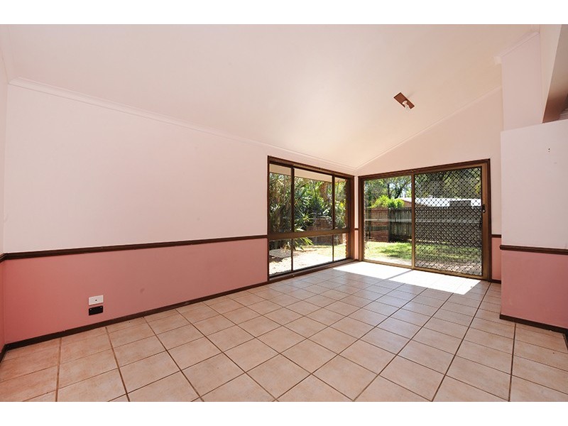 17 North Street, Beerwah QLD 4519