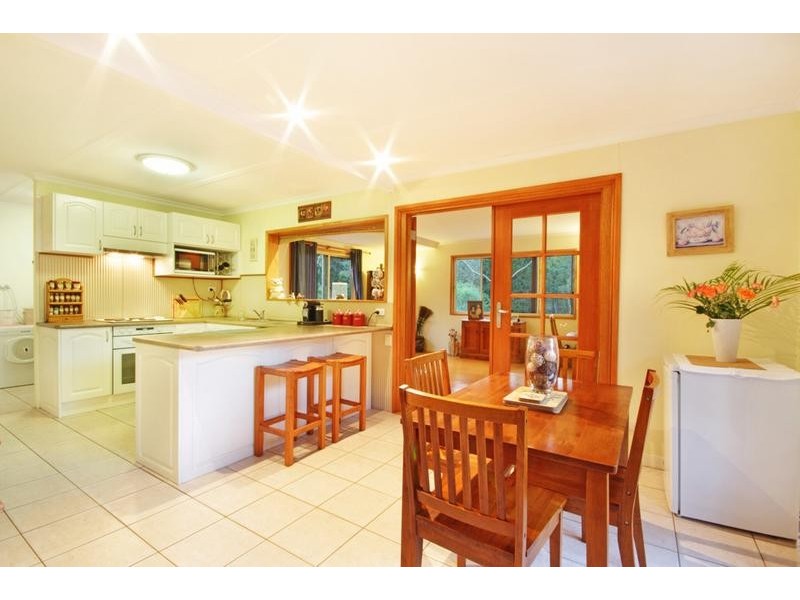 80 Landsborough-Maleny Road, Landsborough QLD 4550
