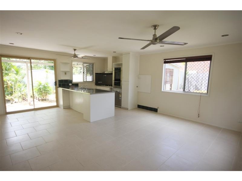 5 North Street, Beerwah QLD 4519
