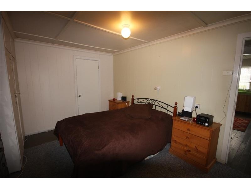 6 Hempstock Street, Glass House Mountains QLD 4518