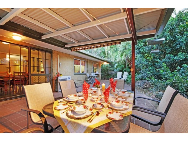5 Treetop Court, Mooloolah Valley QLD 4553