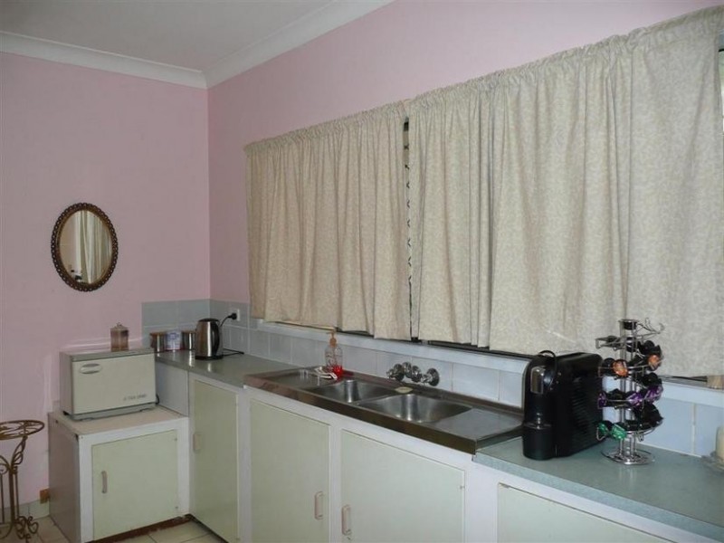 33 Caloundra Street, Landsborough QLD 4550