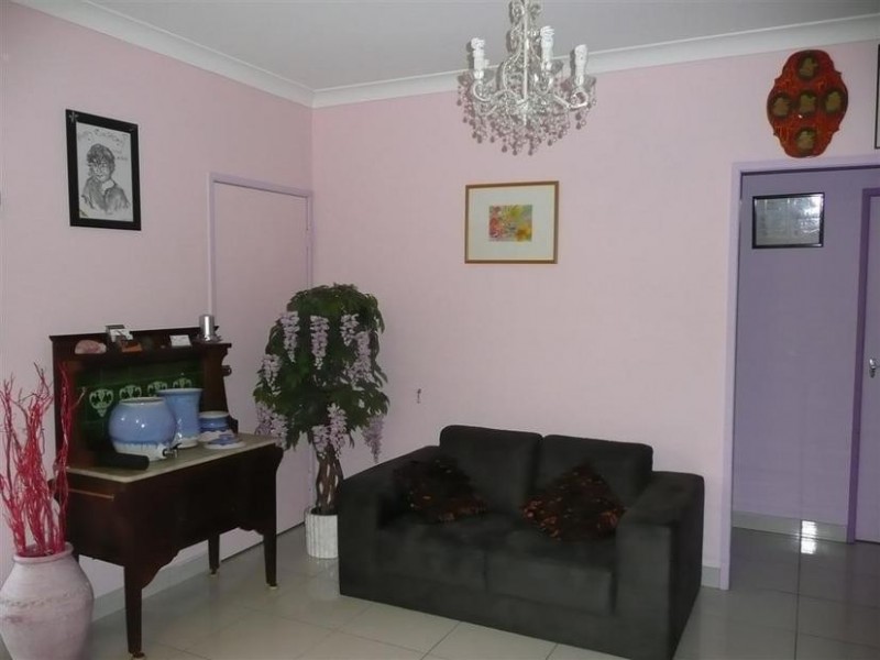 33 Caloundra Street, Landsborough QLD 4550