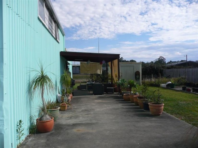 33 Caloundra Street, Landsborough QLD 4550