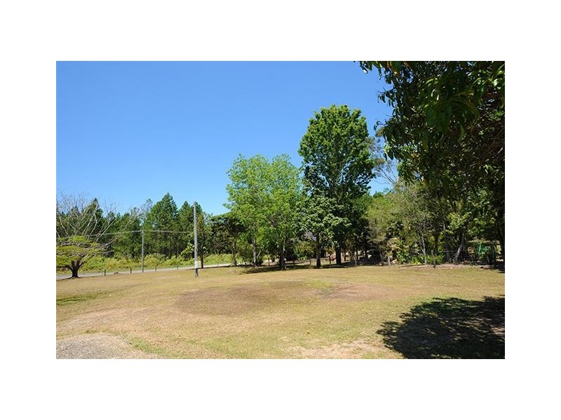 218 Johnston Road, Glass House Mountains QLD 4518