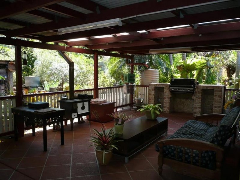 167 Lindeman Road, Beerwah QLD 4519