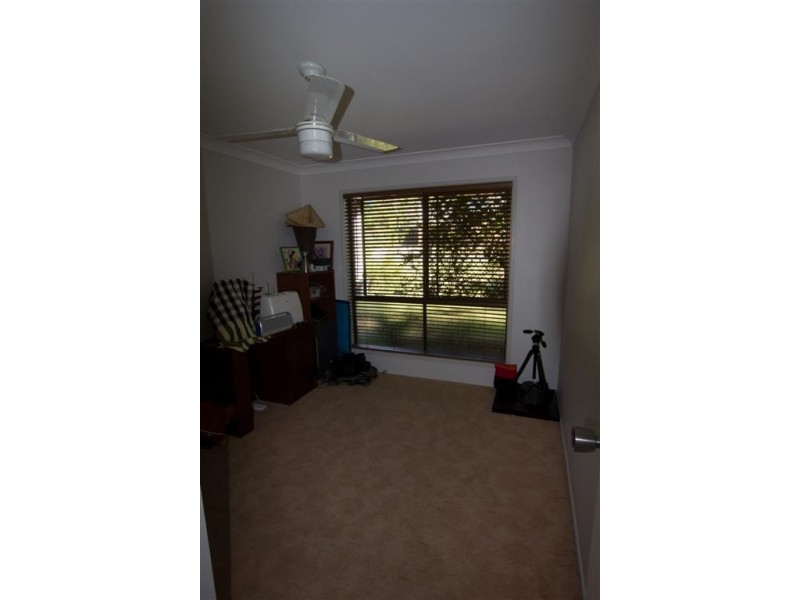 8 Jolly Crescent, Beerwah QLD 4519