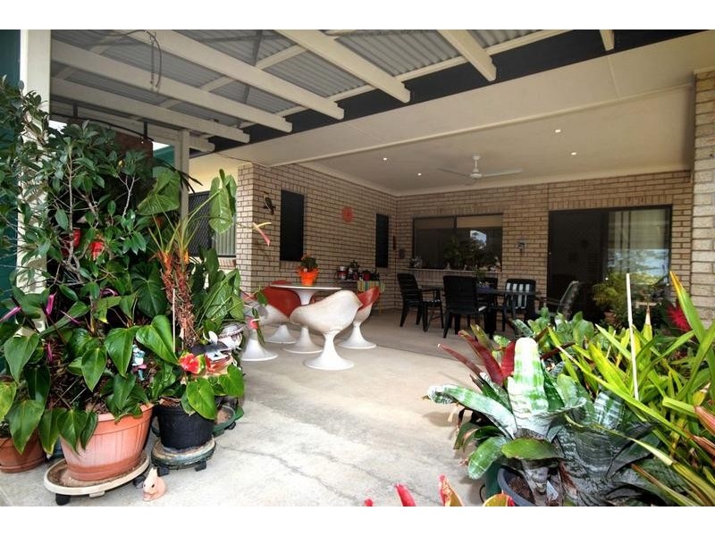 15 Coolamon Crescent, Beerwah QLD 4519