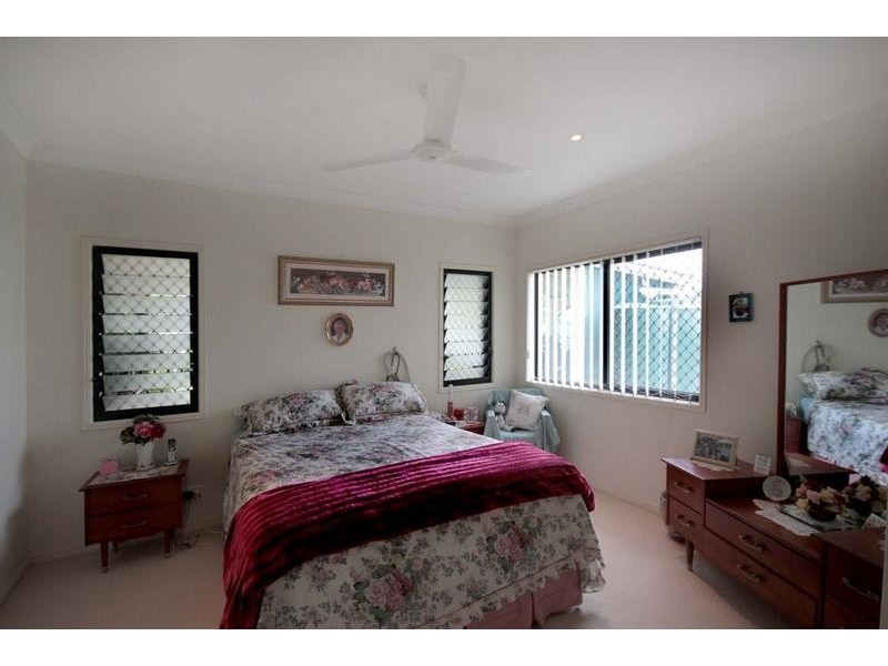 15 Coolamon Crescent, Beerwah QLD 4519