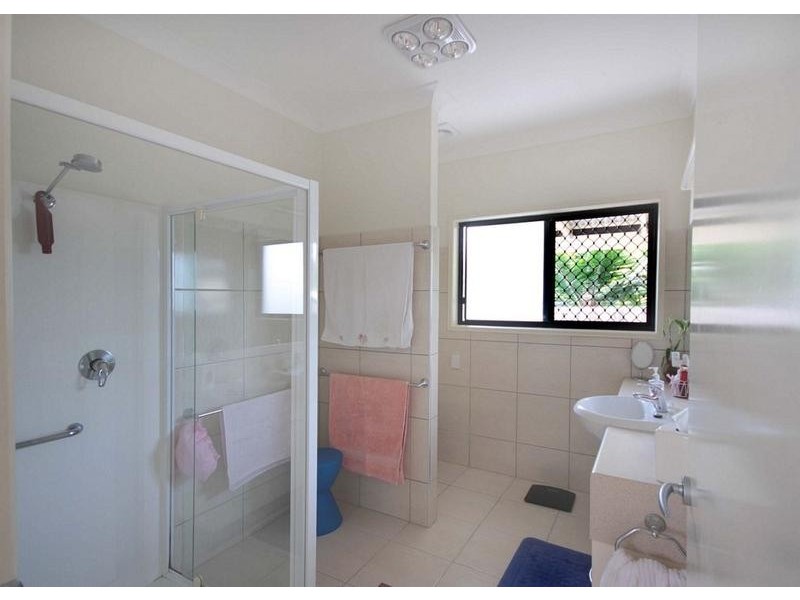 15 Coolamon Crescent, Beerwah QLD 4519