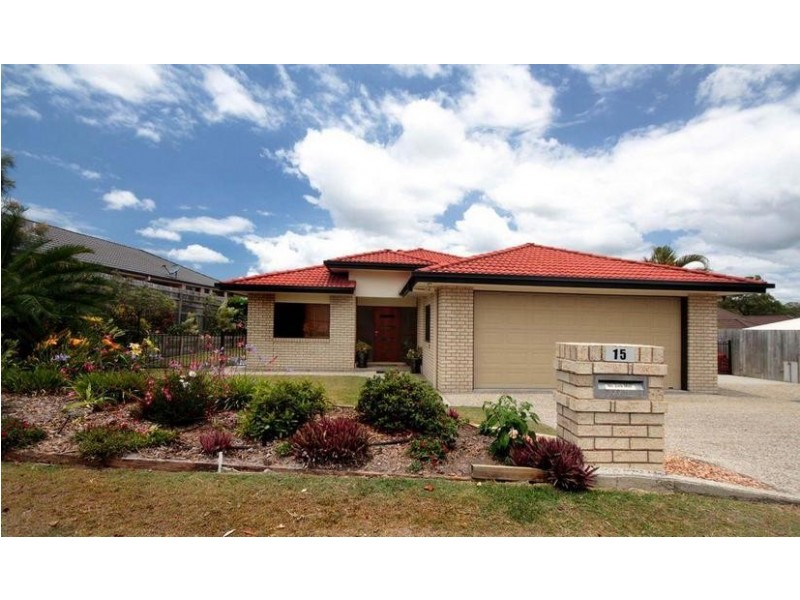 15 Coolamon Crescent, Beerwah QLD 4519