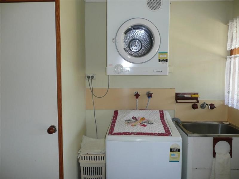 6 Alfs Pinch Road, Beerwah QLD 4519