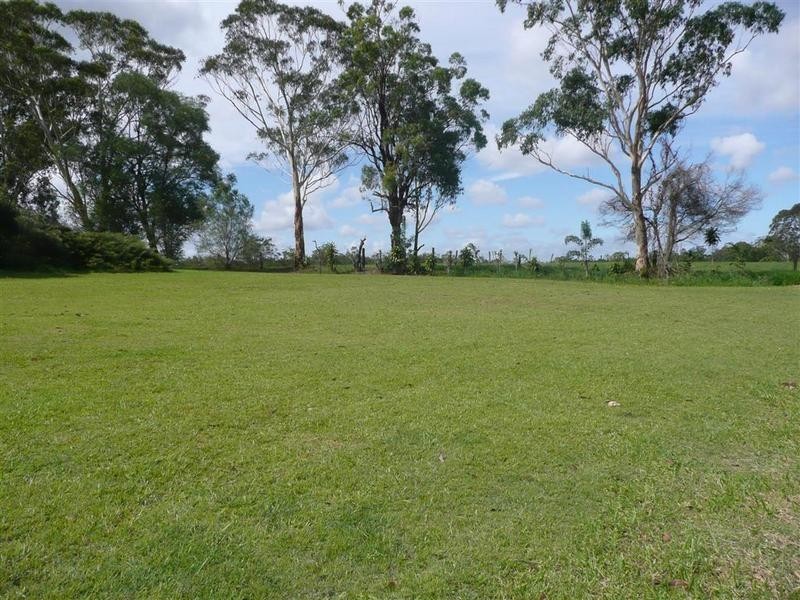 41 Romar Road, Glass House Mountains QLD 4518