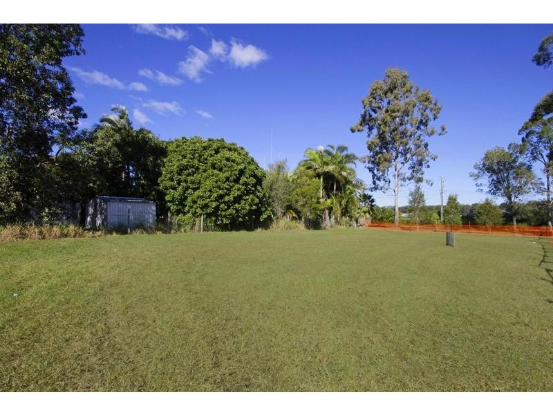 4 Coolamon Crescent, Beerwah QLD 4519