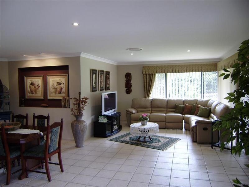 2 Quinto Court, Beerwah QLD 4519