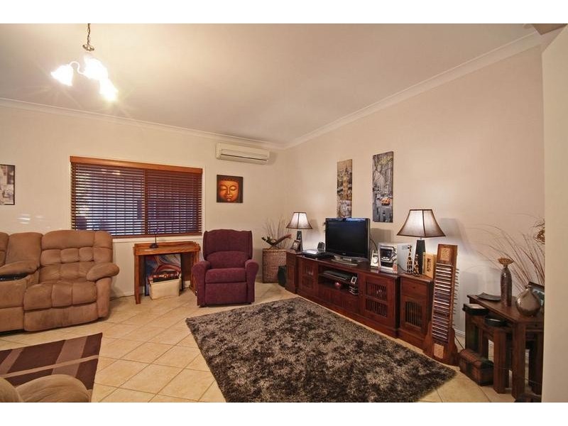 28 Hillside Road, Glass House Mountains QLD 4518