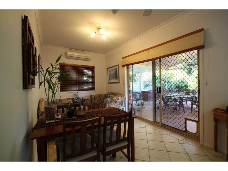 28 Hillside Road, Glass House Mountains QLD 4518