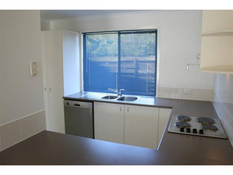 11/2A Swan Street, Beerwah QLD 4519