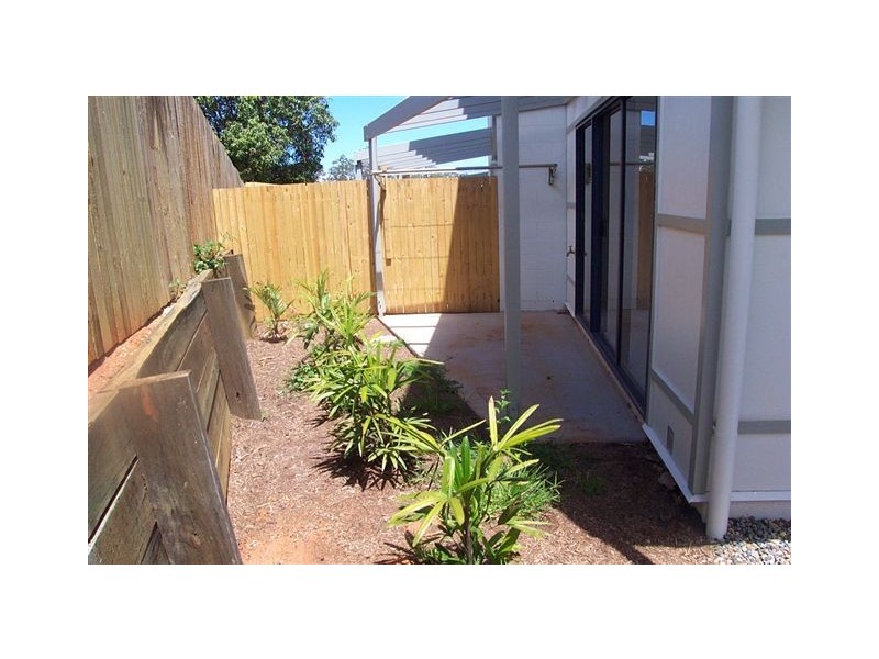 1/17 Pine Camp Road, Beerwah QLD 4519