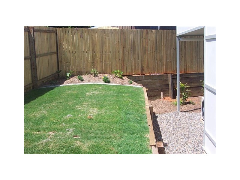 1/17 Pine Camp Road, Beerwah QLD 4519