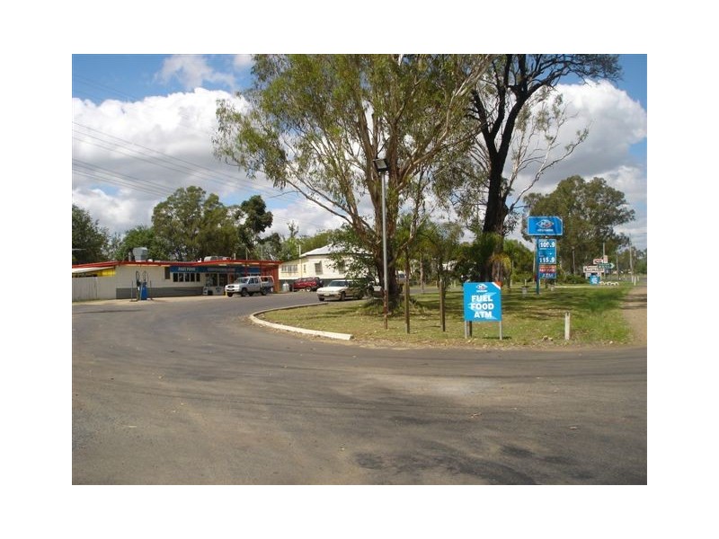 68 Nanango Road, Toogoolawah QLD 4313