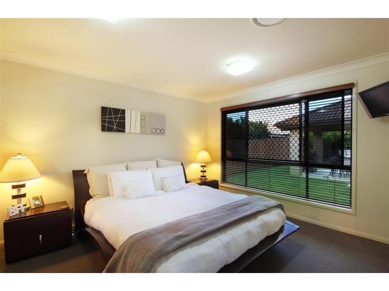 12 Crumpton Place, Beerwah QLD 4519