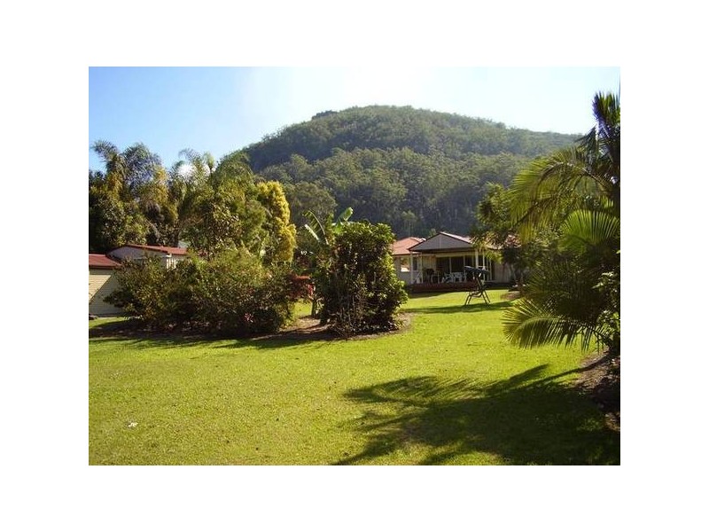 Glass House Mountains QLD 4518