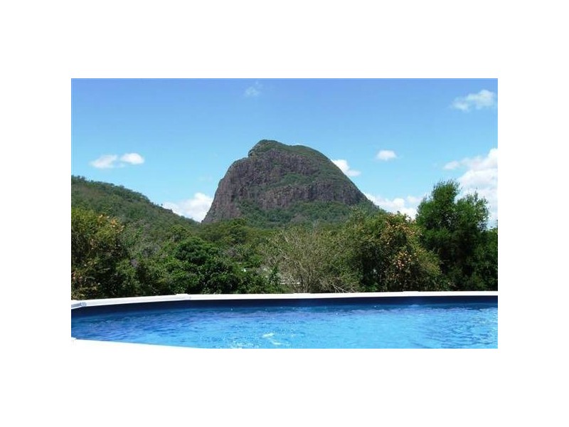 9 Cresthaven Court, Glass House Mountains QLD 4518