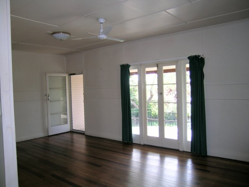 Glass House Mountains QLD 4518