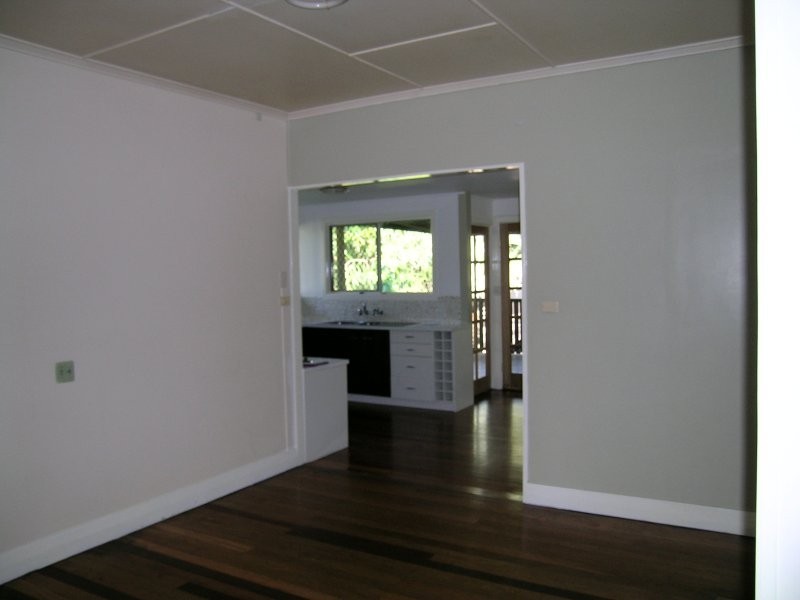 Glass House Mountains QLD 4518