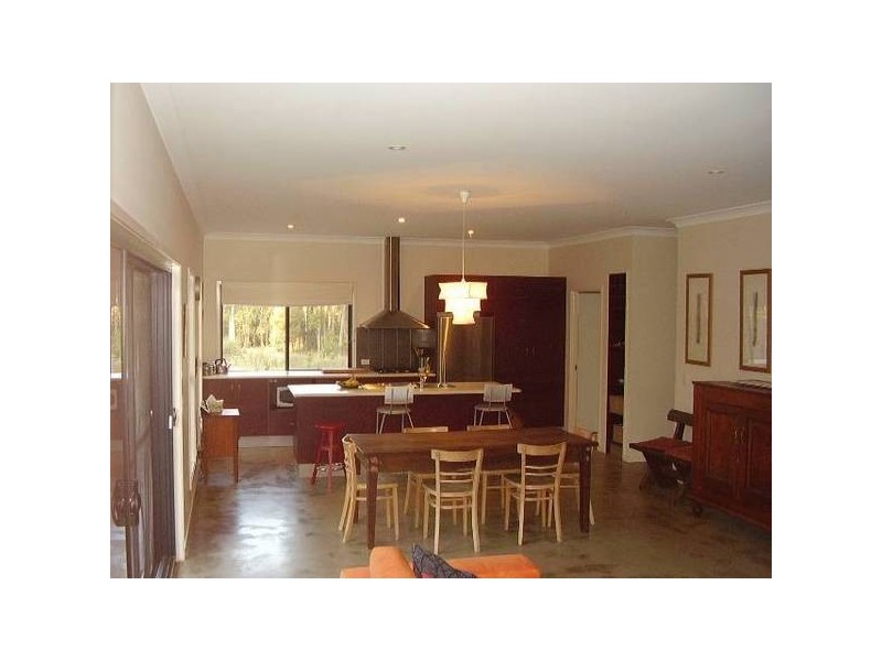 Glass House Mountains QLD 4518