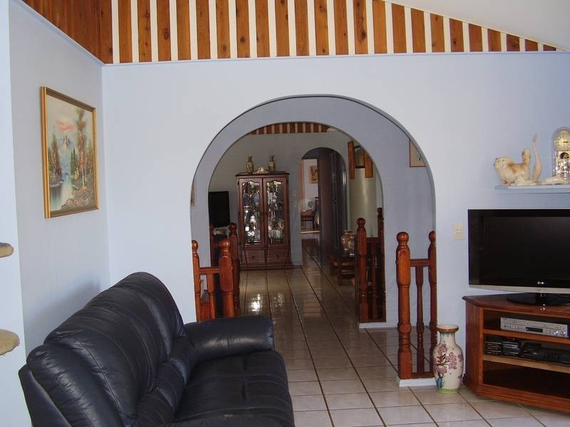 10 Yeates Road, Beerwah QLD 4519