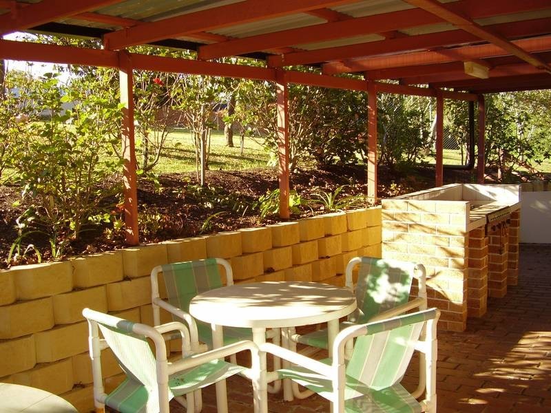 10 Yeates Road, Beerwah QLD 4519