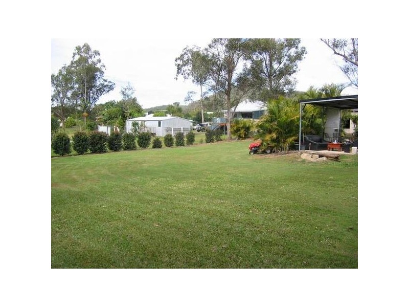 Glass House Mountains QLD 4518