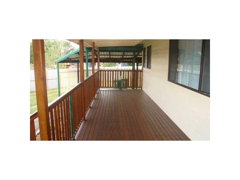 Montrose Street, Beerwah QLD 4519