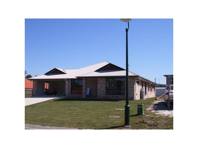 36 Coolamon Crescent, Beerwah QLD 4519