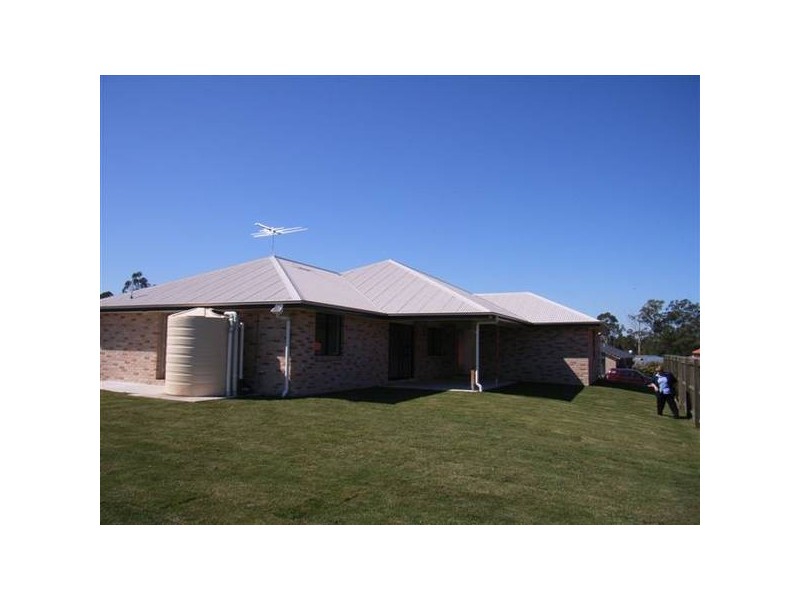 36 Coolamon Crescent, Beerwah QLD 4519