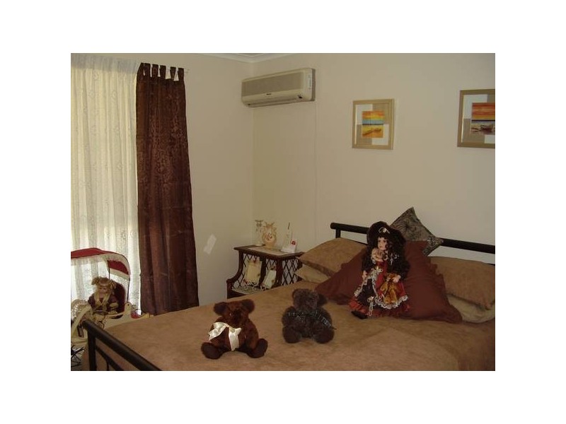 Glass House Mountains QLD 4518