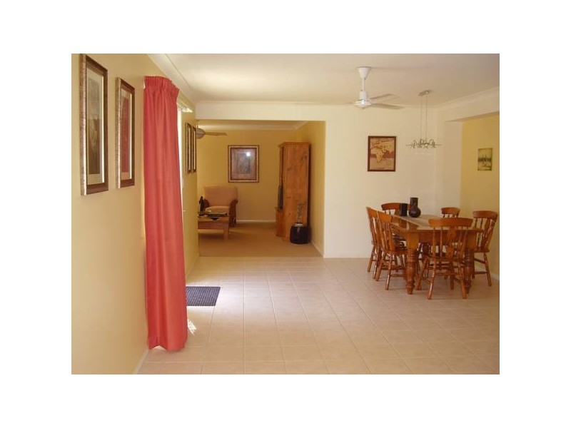 Glass House Mountains QLD 4518