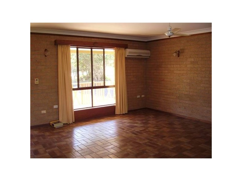 140 Bowen Road, Glass House Mountains QLD 4518