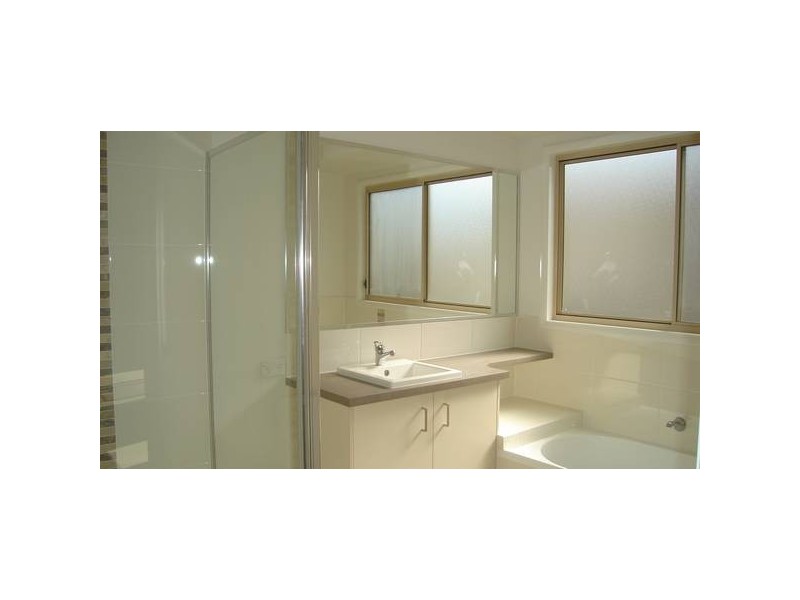 8 Winston Court, Landsborough QLD 4550