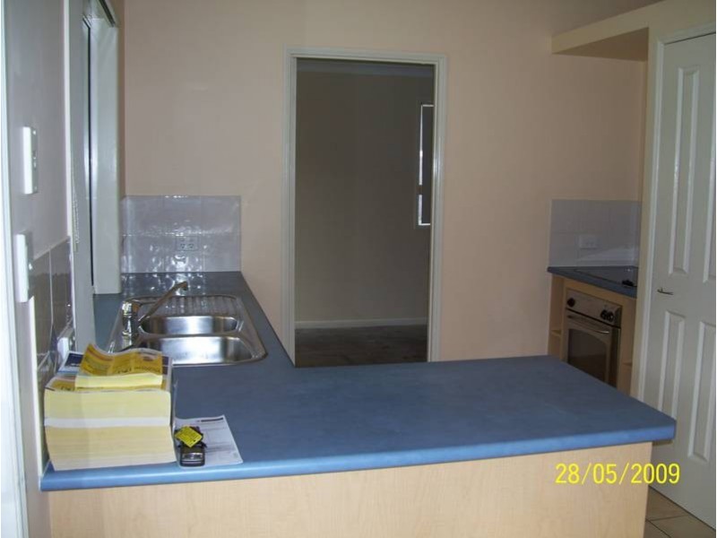 32 Paul Place, Glass House Mountains QLD 4518