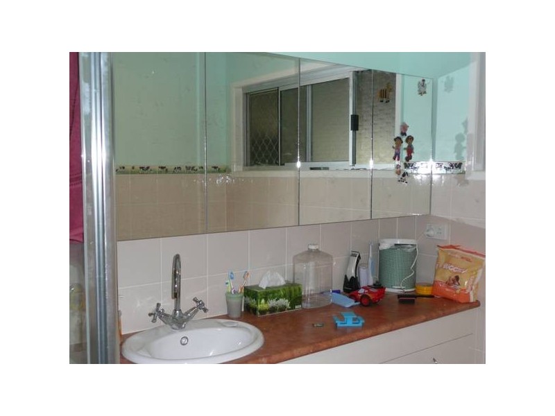 Glass House Mountains QLD 4518