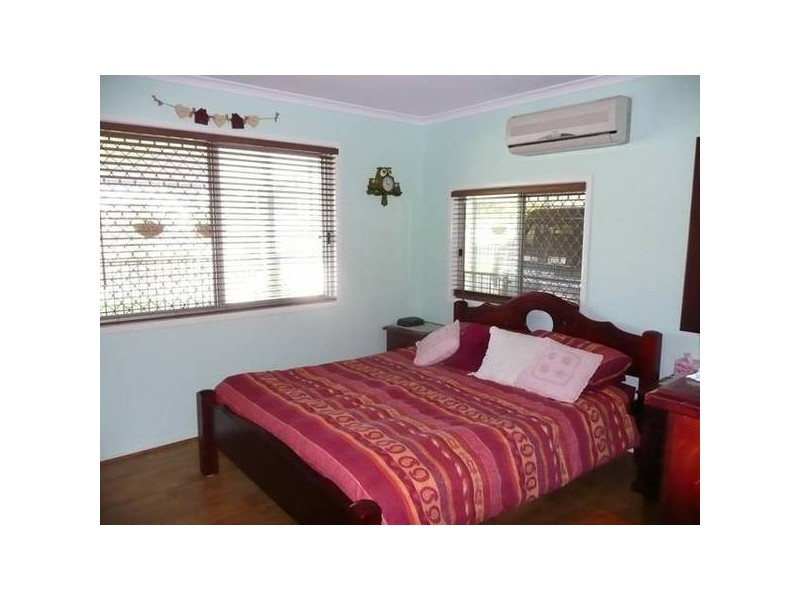 Glass House Mountains QLD 4518