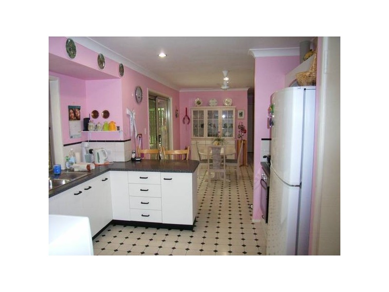 25 Tibrogargan Drive, Beerburrum QLD 4517