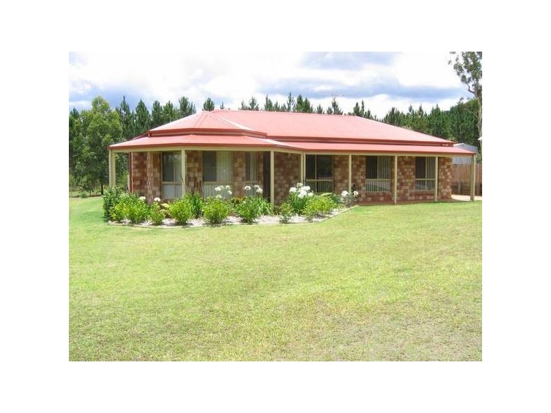 13 Cobb And Co Drive, Beerburrum QLD 4517