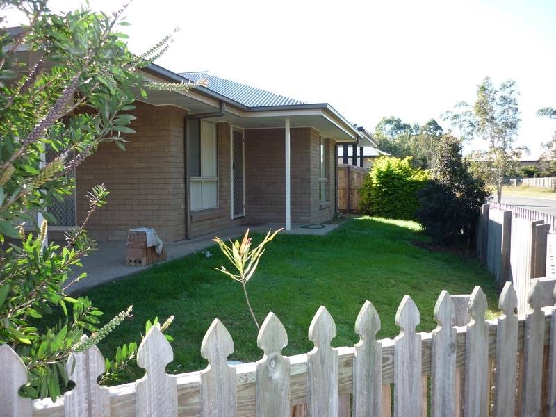 27 Parkside Drive, Beerwah QLD 4519